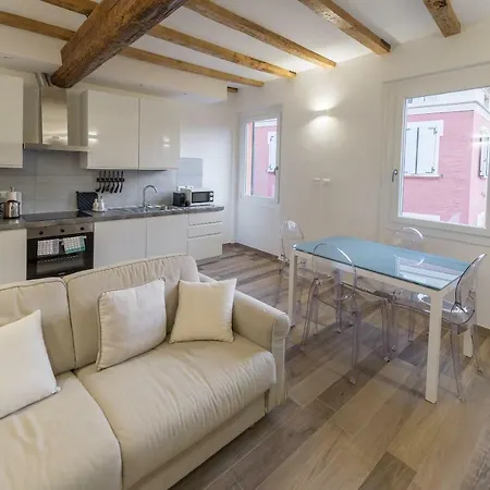 Realkasa Canonica Apartment Bologna